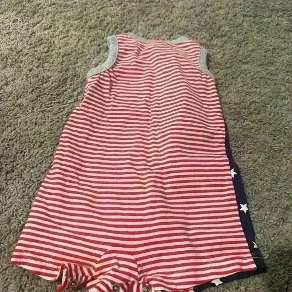 Romper. - Picture 2 of 2